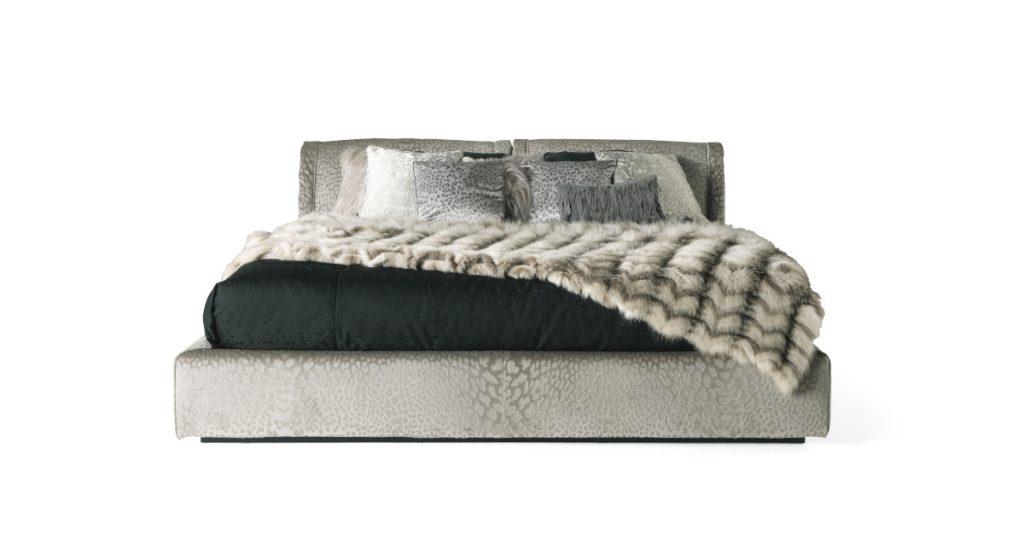 RCHI_SMOKING_bed_MAIN