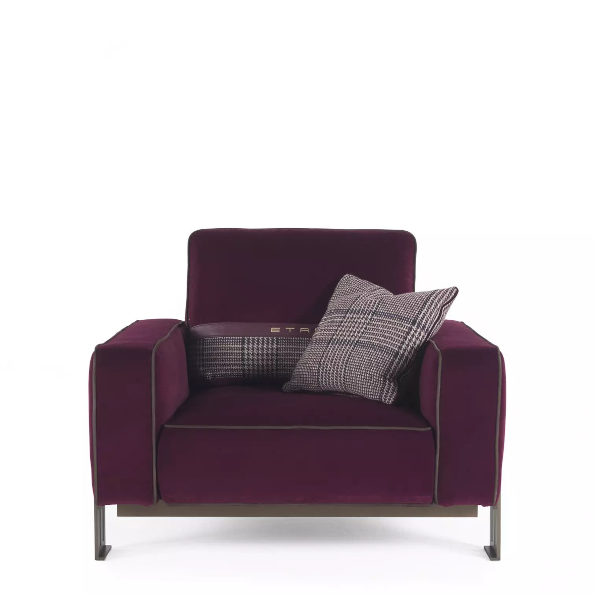 2853-ETRO HOME INTERIORS_KLEE_armchair_MAIN