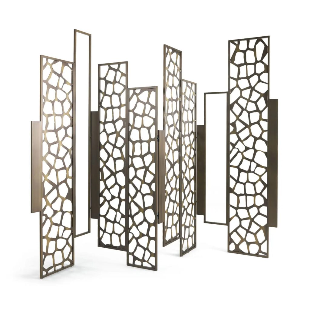 13495-RCHI_UMA_screen_composition-MAIN